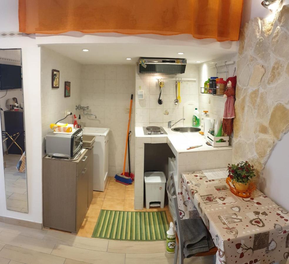 Giovanni S Little House CTA Exterior foto